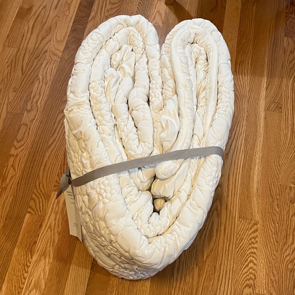 Anthropologie Dahlia Cotton Jersey Floral Quilt Size Queen NWT - Picture 9 of 11